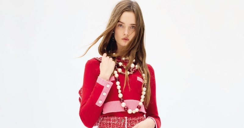 see lulu tenney in chanel’s fall 2025 fashion collection