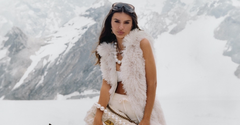 emily ratajkowski is winter chic in kurt geiger’s holiday ad