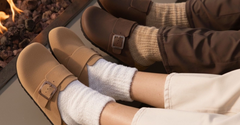 why clogs are one of 2026’s most practical shoe trends